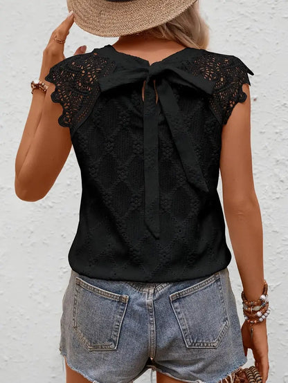 Top Isabella – Con Lazo Elegante y Detalles de Ojal 🎀