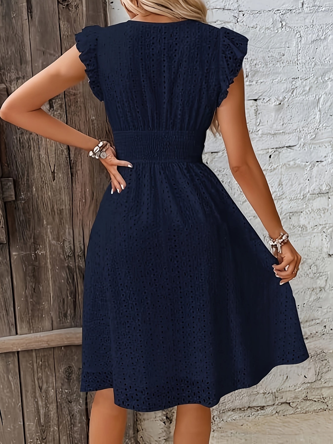 LISETE – Vestido sofisticado y vaporoso, ideal para el verano