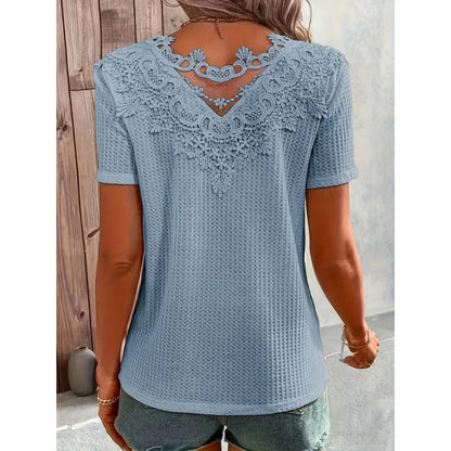 Top Camila – Tejido Suelto con Encaje y Manga Corta