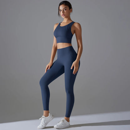 Conjunto Deportivo Mujer – Top Crop Shockproof y Pantalón | Lucía Collection