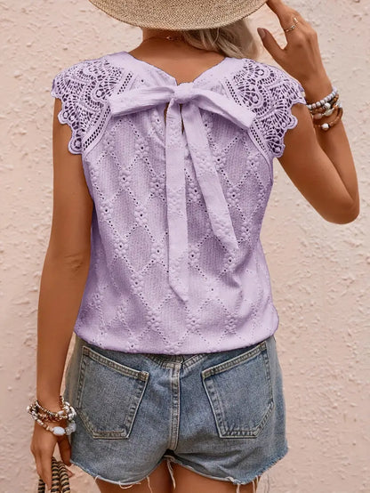 Top Isabella – Con Lazo Elegante y Detalles de Ojal 🎀